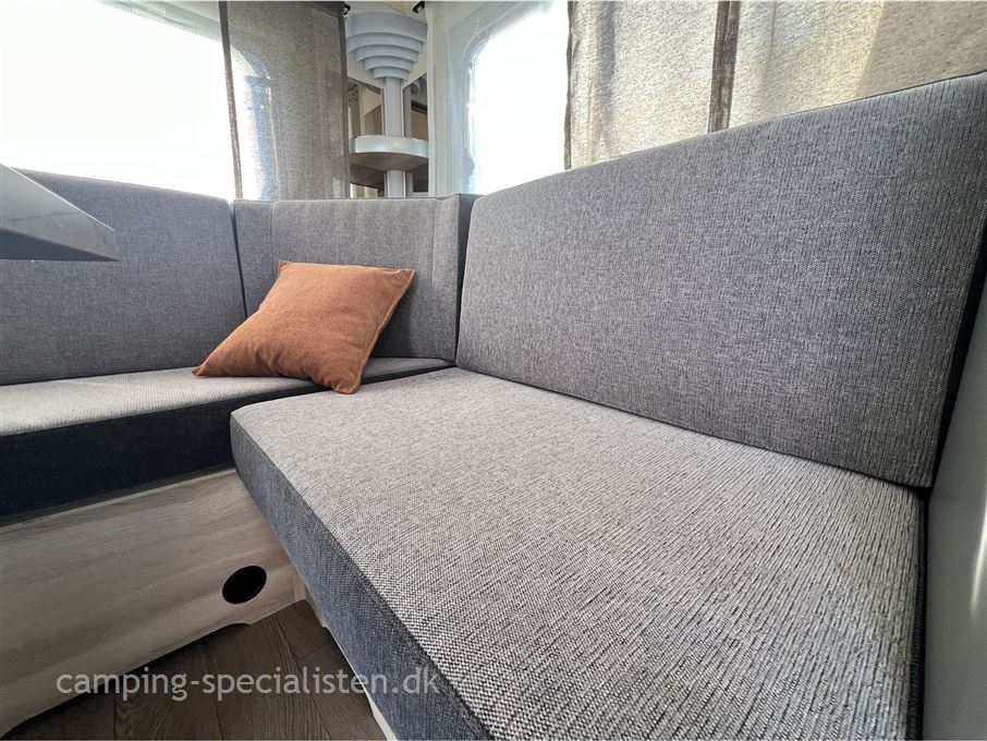 Hobby De Luxe 460 UFe